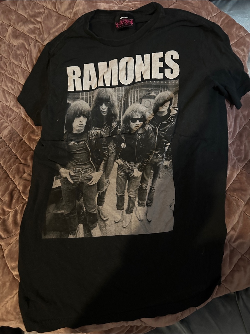 Ramones Black Short Sleeve Graphic Tee-REAL